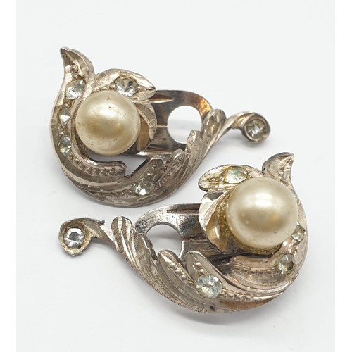 496 - Pair of vintage silver and pearl clip on earrings.