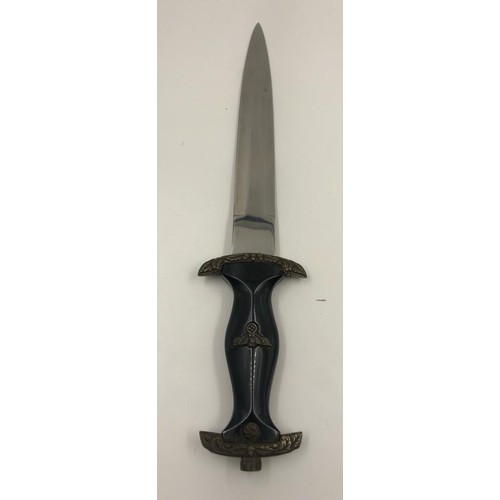 110 - A repro Nazi dagger