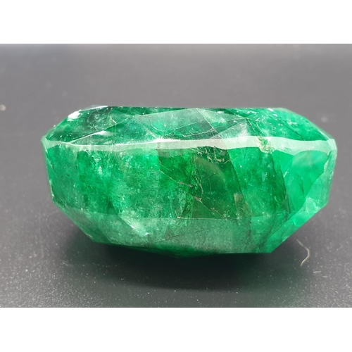 150 - 514.50Ct Natural Emerald. Oval shape. GLI certified