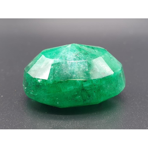 225 - 166.11 Ct Natural Emerald. Oval shape. IGL&I certified