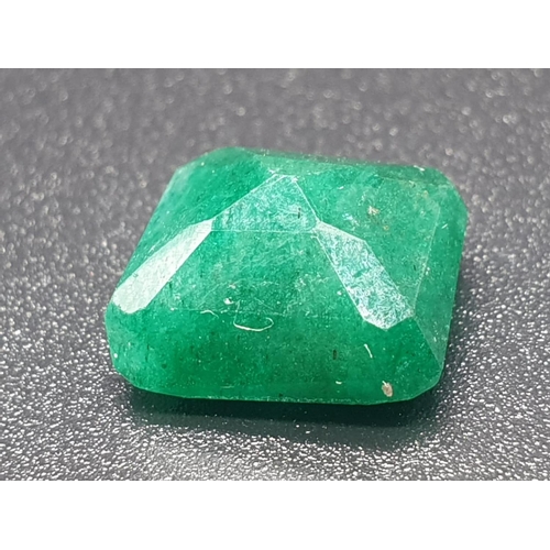 414 - 4.94 Ct Natural emerald. Oval shape. IDT certified