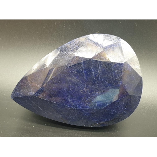 421 - 2508 Ct Natural Blue Sapphire. Pear shape. IGL&I certified