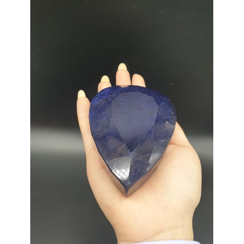 421 - 2508 Ct Natural Blue Sapphire. Pear shape. IGL&I certified