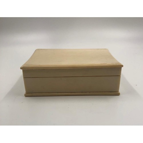 140 - An antique ivory cigarette or jewellery case, 11x9cm