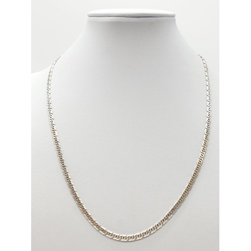 470 - Silver Anchor style chain 10g weight and 44cm long approx