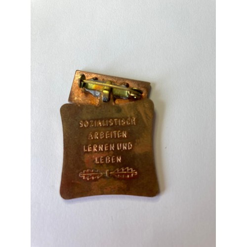 107 - Vintage East German workers medal. As found.