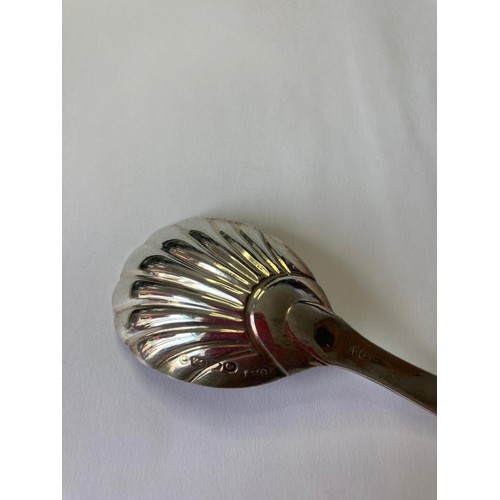 356 - Early Victorian silver caddy spoon having a bowl in shell form and beadwork to handle. Hallmark for ... 