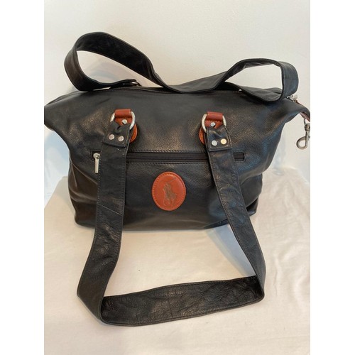 1026 - Large leather tote/overnight bag.