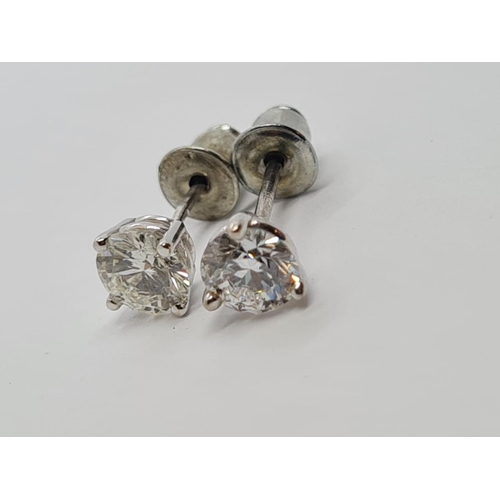 249 - Pair of Diamond Stud EARRINGS, approx  0.3 carat round brilliant cut for each stud 1.2g