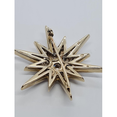 270 - Vintage 18ct Gold Star Brooch with 3 ct of Diamonds.  Weight 8.2g  3.5 cm.