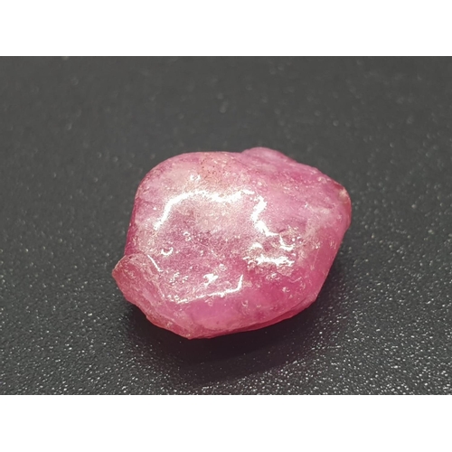 560 - 11.23 Cts Natural Ruby. Rough shape. IGL&I certified