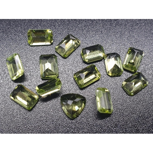 999 - 9 Cts assorted PERIDOT GEMSTONES. Rectangular step cut, Calibrated