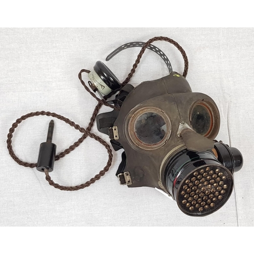 310 - Rare WW2 Radio Operators Gas Mask, complete with headphones.