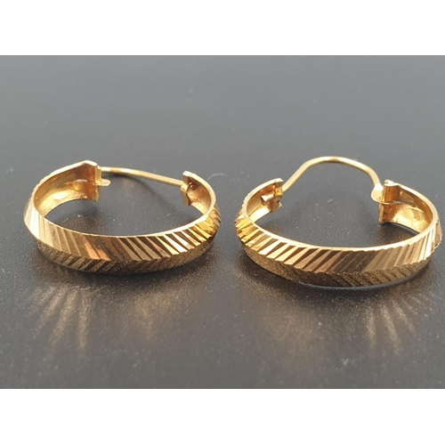 80 - Pair of 18ct Yellow Gold Hoop EARRINGS.  3.4g  2cm diameter.