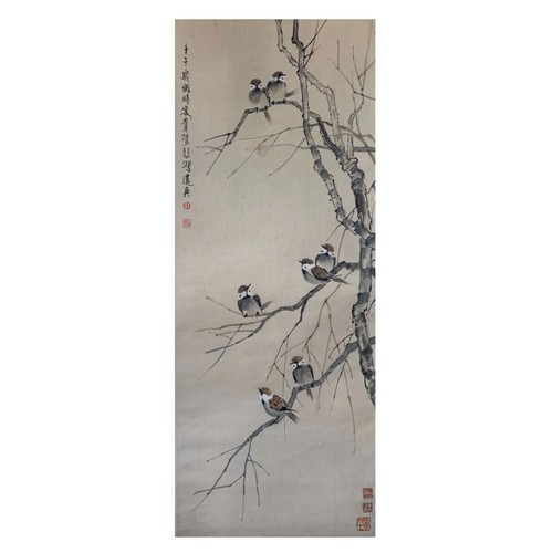 61 - Sparrows on the tree: Chinese ink and watercolour on paper scroll. Attribute to Xu Beihong. A collec... 