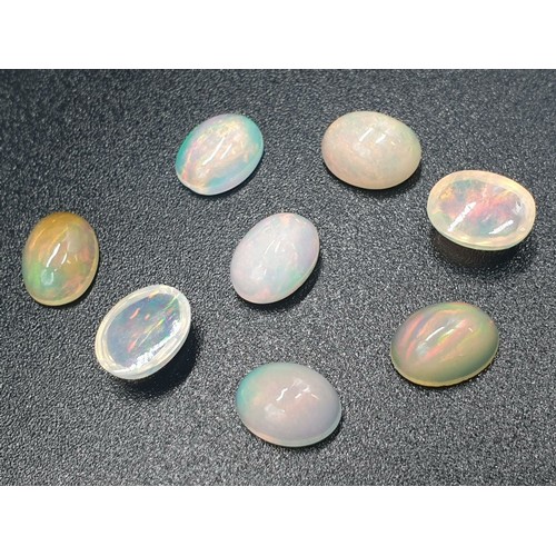 994 - 7.7 Cts FIRE OPALS. Oval shaped, Calibrated