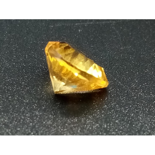 218 - 3.71 Cts Natural Citrine. Heart shape. IDT certified