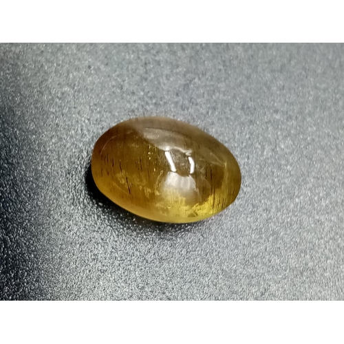 239 - 5.68 Cts Natural Cat's Eye (Apatite). Oval Cabochon. IDT certified