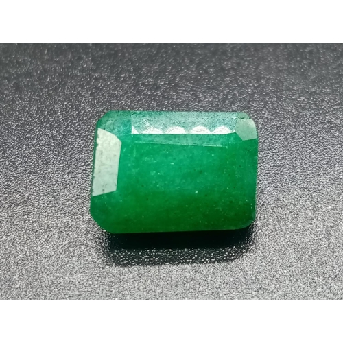 337 - 5.82 Cts Natural Emerald. Octagonal Step Cut shape. IGL&I certified