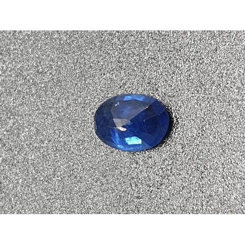 407 - 0.88 Cts Natural Blue Sapphire. Oval shape. ITLGR certified