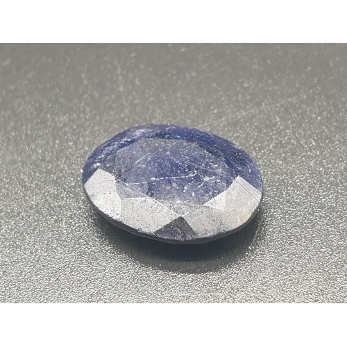 842 - 13.750 Cts Natural Blue Sapphire. Oval Shape. GLI Certified