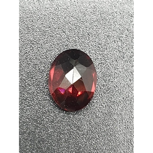 400 - 3.71 Cts Pyrope Garnet. Oval shape. ITLGR certified