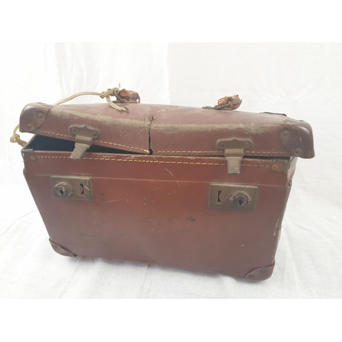 477 - A Vintage set of 4 Crown Green Bowling Woods. Comes with original case.