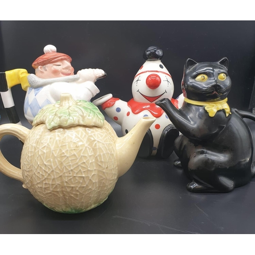 953 - A group of 4 highly collectable teapots. It includes:                                               ... 