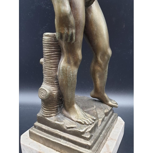 998 - A Statue of Michelangelo's David in Brass on a Marble Base 40cms Tall 3.6kg