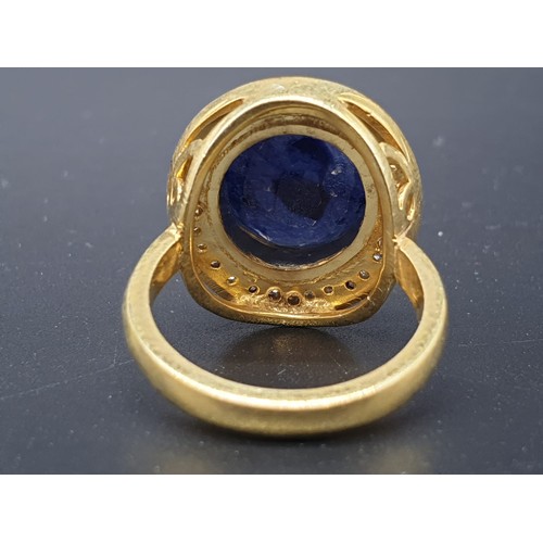 419 - 10cts Natural Blue Sapphire gemstone ring in vintage style with halo of diamonds in 925 silver with ... 