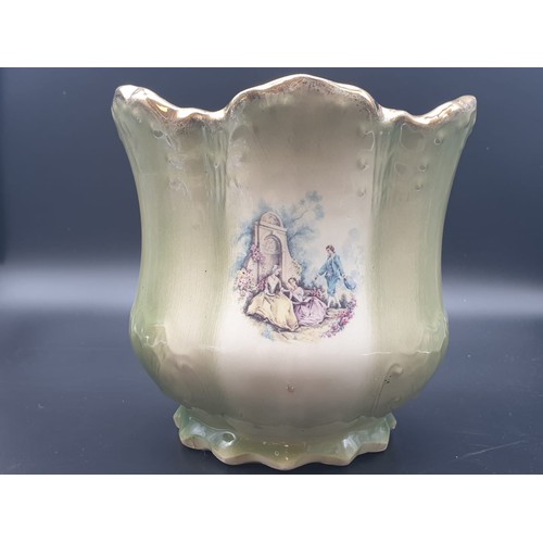 754 - A NICELY DECORATED IRONSTONE VASE WITH GILDED EDGES IN CLASSIC STAFFORDSHIRE SHAPE.
18cms HIGH WITH ... 