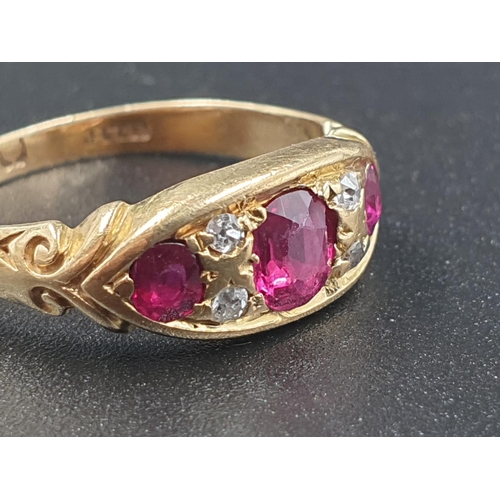 313 - 18CT YELLOW GOLD ANTIQUE RUBY AND DIAMOND RING, WEIGHT 3.8G AND SIZE N