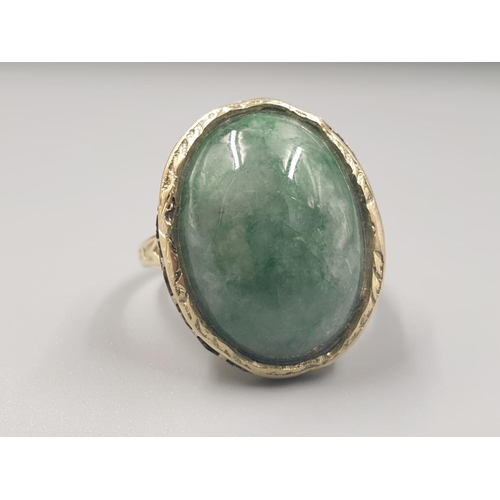 367 - Large jade vintage ring set in 14ct yellow gold, weight 7.5g and size O