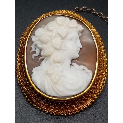 185 - 18ct gold (tested) Victorian Cameo brooch, weight 12.28g and 4.5cm wide approx