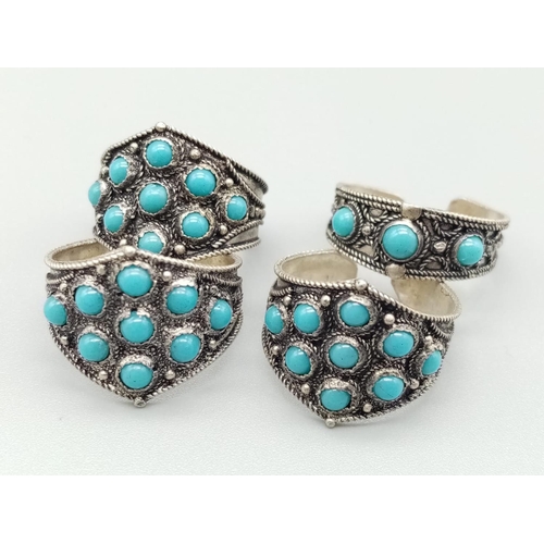 684 - 4x turquoise rings