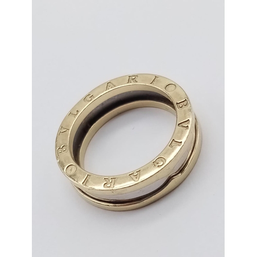 91 - 14CT 2 COLOUR GOLD BVLGARI STYLE RING, WEIGHT 7.4G SIZE P