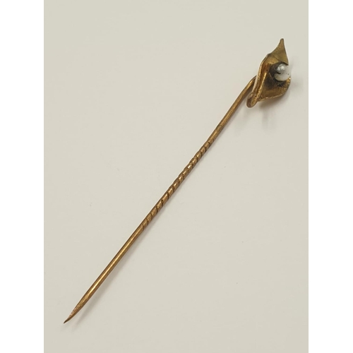 872 - Victorian Yellow metal Pearl Stick Pin.   6.2cm