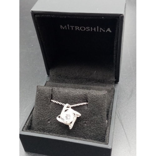 678 - Sterling silver stone set pendant necklace on sterling silver chain in presentation box