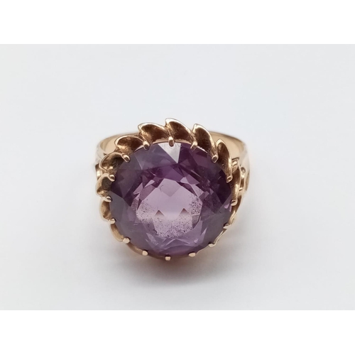 925 - 14ct Gold Large Amethyst Ring. The stone measures 15mm x 15mm with a Beautiful Zinnia cut.  Ring siz... 