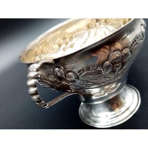 817 - Vintage Decorative Silver Cup with 1935 Hallmark. 129g. 10cm diameter. 8cm tall.