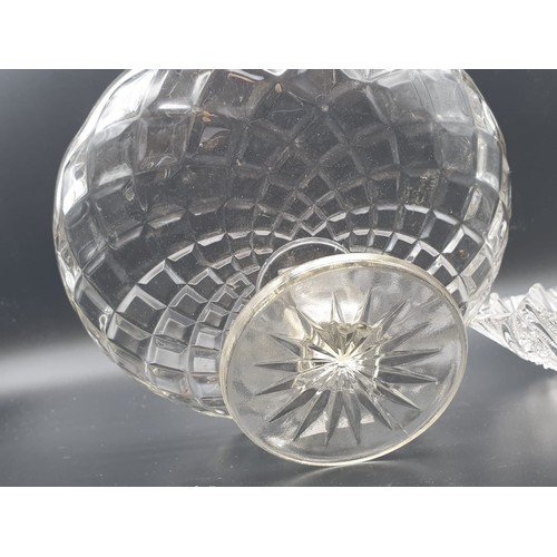 460 - A Beautiful Crystal Glass Fruit bowl (22cm dia) and two decorative Glass Bowls. (24 and 19cm).