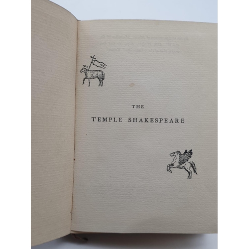 435 - First Edition of Shakespeare's King Henry V, Published by J.M. Dent and Co in 1895. 11 x 14cm