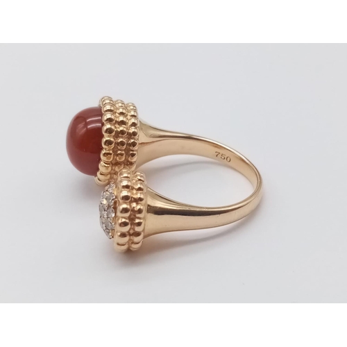 557 - AN UNUSUAL DOUBLE FACED DRESS RING IN 18CT ROSE GOLD WITH CARNELIAN AND DIAMONDS.
FITS ANY SIZE   9.... 