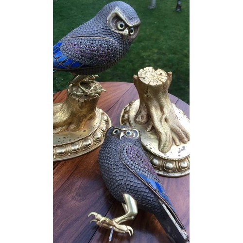 27 - Incredible 20thC pair of beautiful silver and bronze owls set with malachite ,Lapis lazuli and Ruby ... 