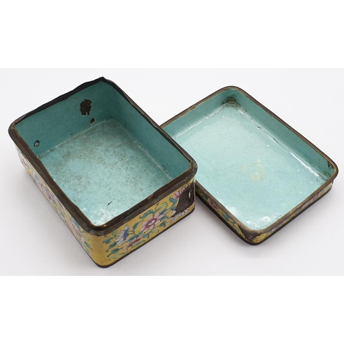 212 - AN 18TH CENTURY CHINESE ENAMELLED TIN TRINKET BOX . WITH AGE RELATED WEAR AND SOME ENAMELLING MISSIN... 