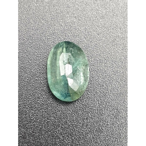 293 - 2.52ct  Natural OVAL Emerald Gemstone W.G.I (World Gemmological Institute) UK Certified