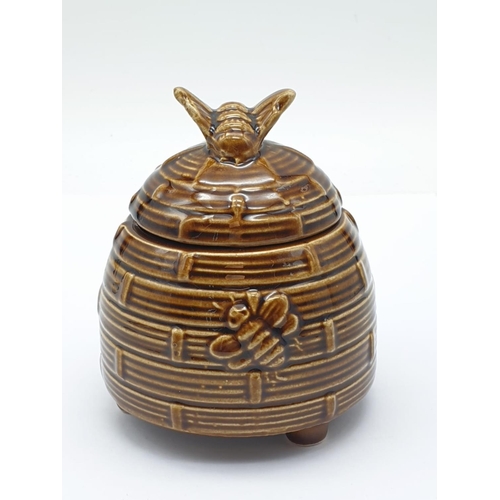 482 - Ceramic Honey Pot, Brown Hive Design. Made in Devon at Kingsbridge Pottery. 12cm high