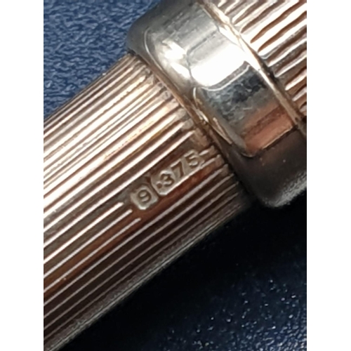 908 - A 1951 H/M 9k Yellow Gold Cigar Piercer.
9.2g 6.5cm