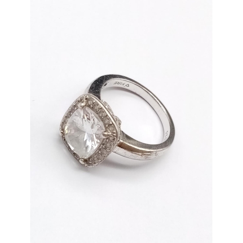 588 - Silver dress ring large stone centre size M