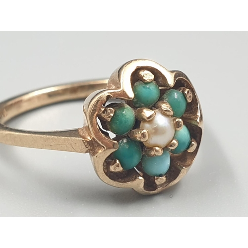 144 - 9K YELLOW GOLD VINTAGE TURQUOISE & PEARLFLORAL DESIGN CLUSTER RING WEIGHT 2.5G SIZE J